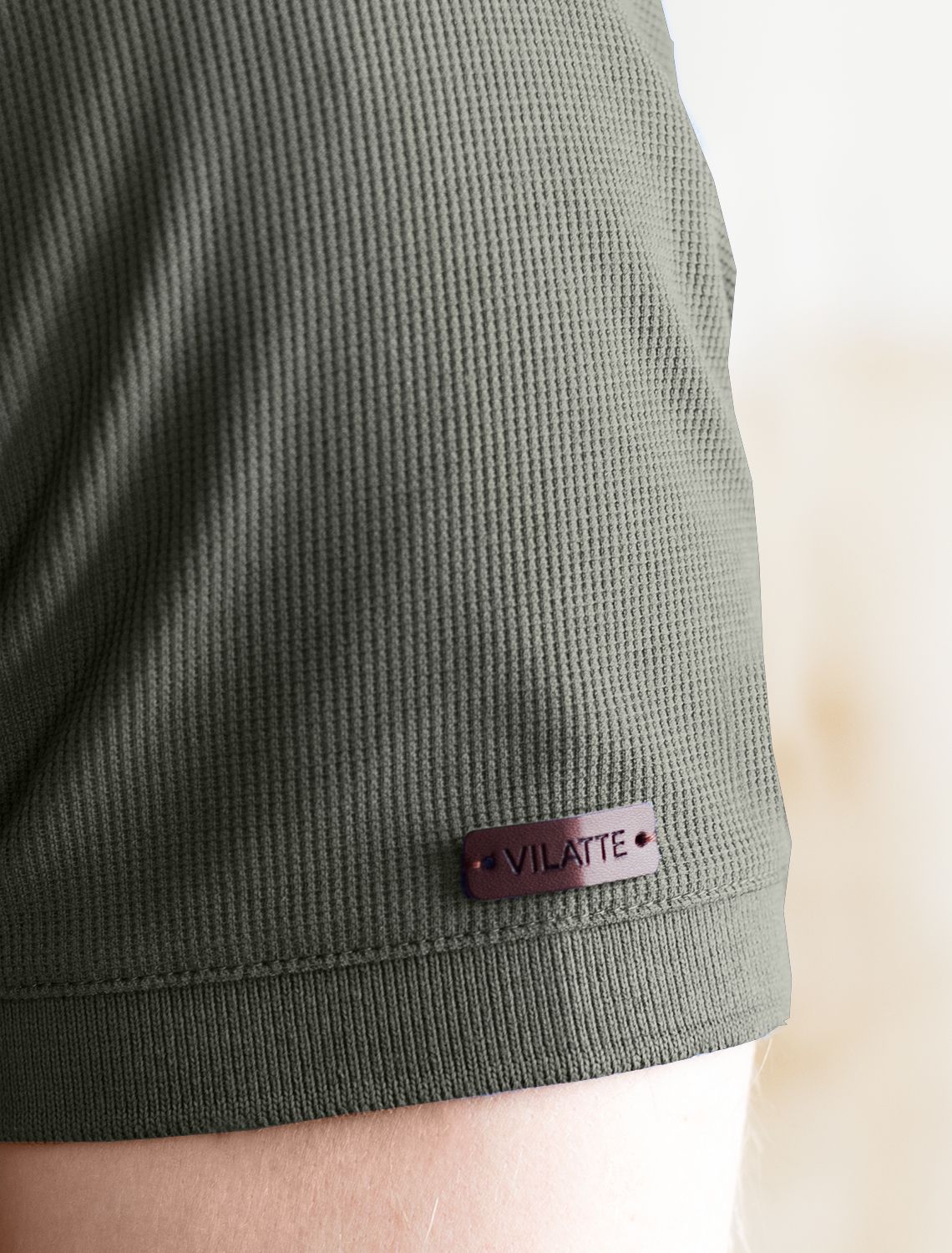 Ст.цена 1590р Поло из фактурного материала из премиального хлопка U49.019 хаки