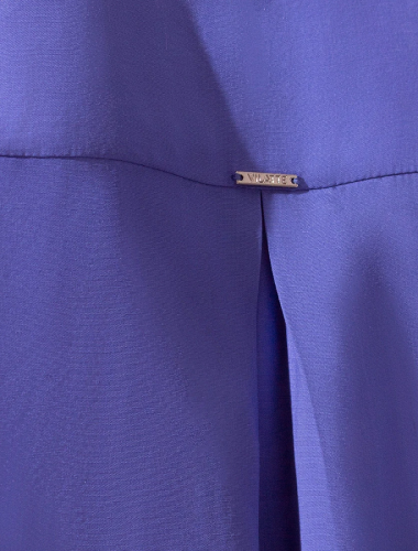 Блузка из премиальной вискозы и лиоцелла D29.232 ярко-голубой