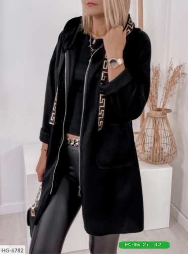 Женское пальто черное