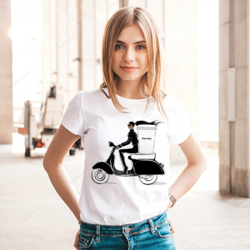 Женская футболка
