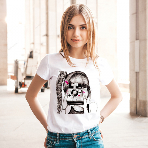 Женская футболка