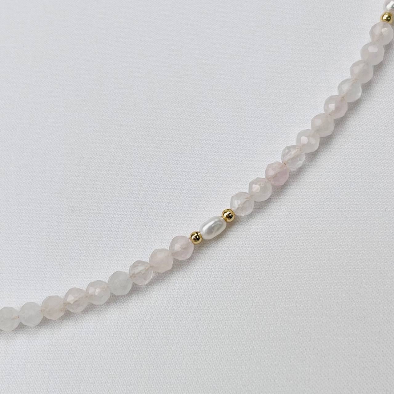 Радуга Самоцветов Колье из Розового кварца и Жемчуга