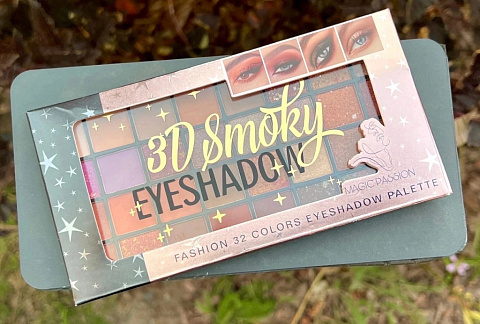 Палетка теней 3D Smoky Eyeshadow MAGIC PASSION 32 цв