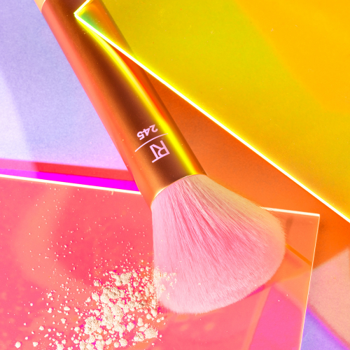 АКЦИЯ!!! (Было 887р!!) Многофункциональная кисть для макияжа Real Techniques Hyperbrights Glow Off Multitasking Brush