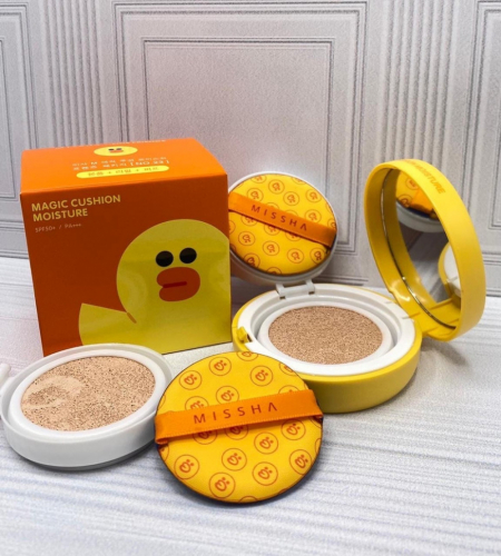 Кушон Утка Magic Cushion Moisture Special Set SPF50+/PA+++ (8180)