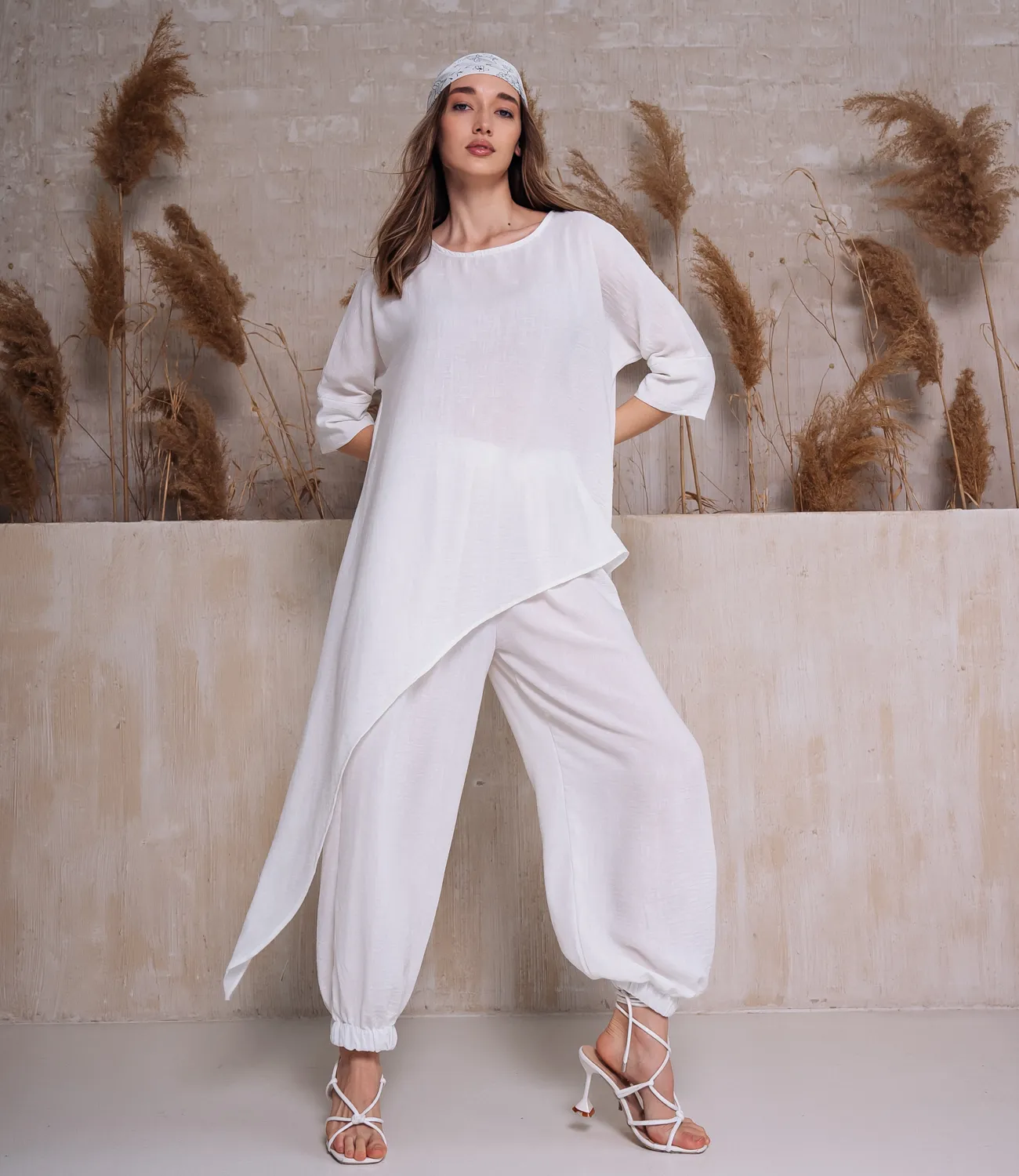 ст. цена1830руб.! Костюм #ОТЦ04004, белый