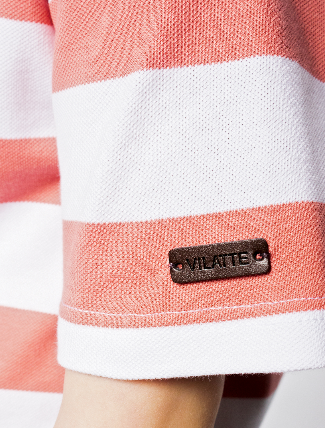 Ст.цена 1050р Футболка из фактурного трикотажа с авторским принтом M49.407 св.терракота-белый_adventure