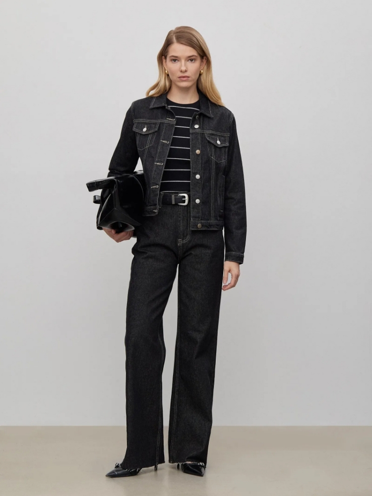 Джинсовая куртка ,
100% хлопок ,