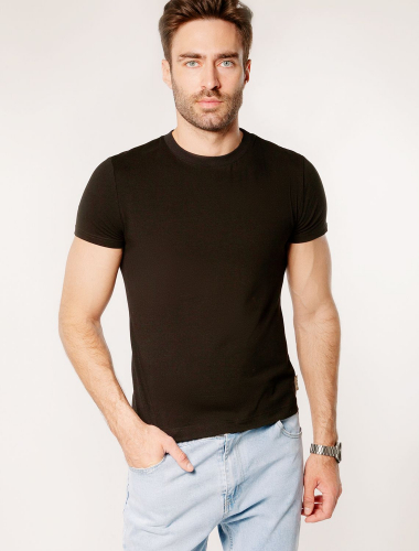 Футболка slim fit из премиального хлопка с эластаном