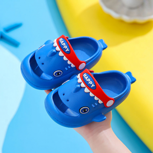 Детские пляжные сандалии