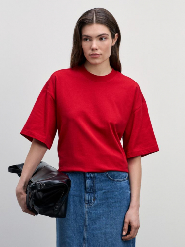 футболка женская красный