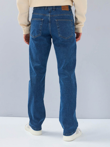 Мужские джинсы арт. 0972 стирка средняя 143515