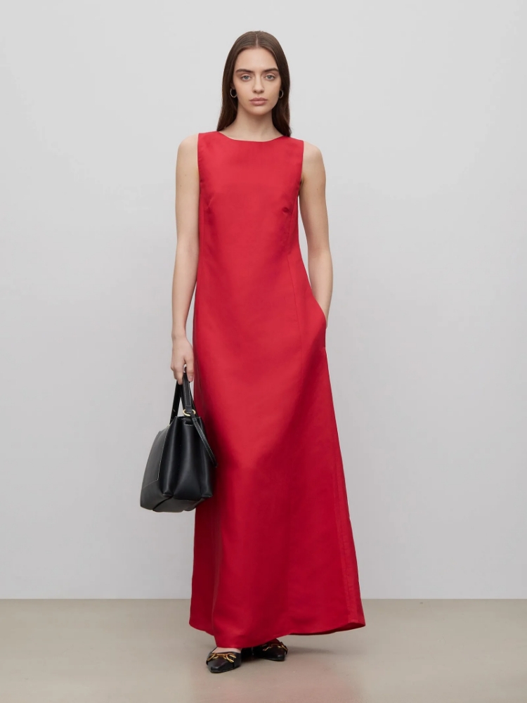 Платье приталенного силуэта ,
50% лен, 50% вискоза ,