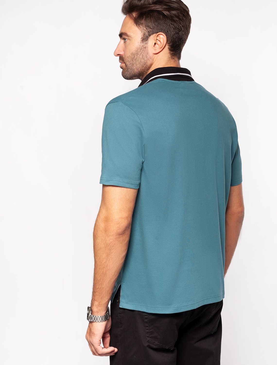 Футболка-поло из трикотажа