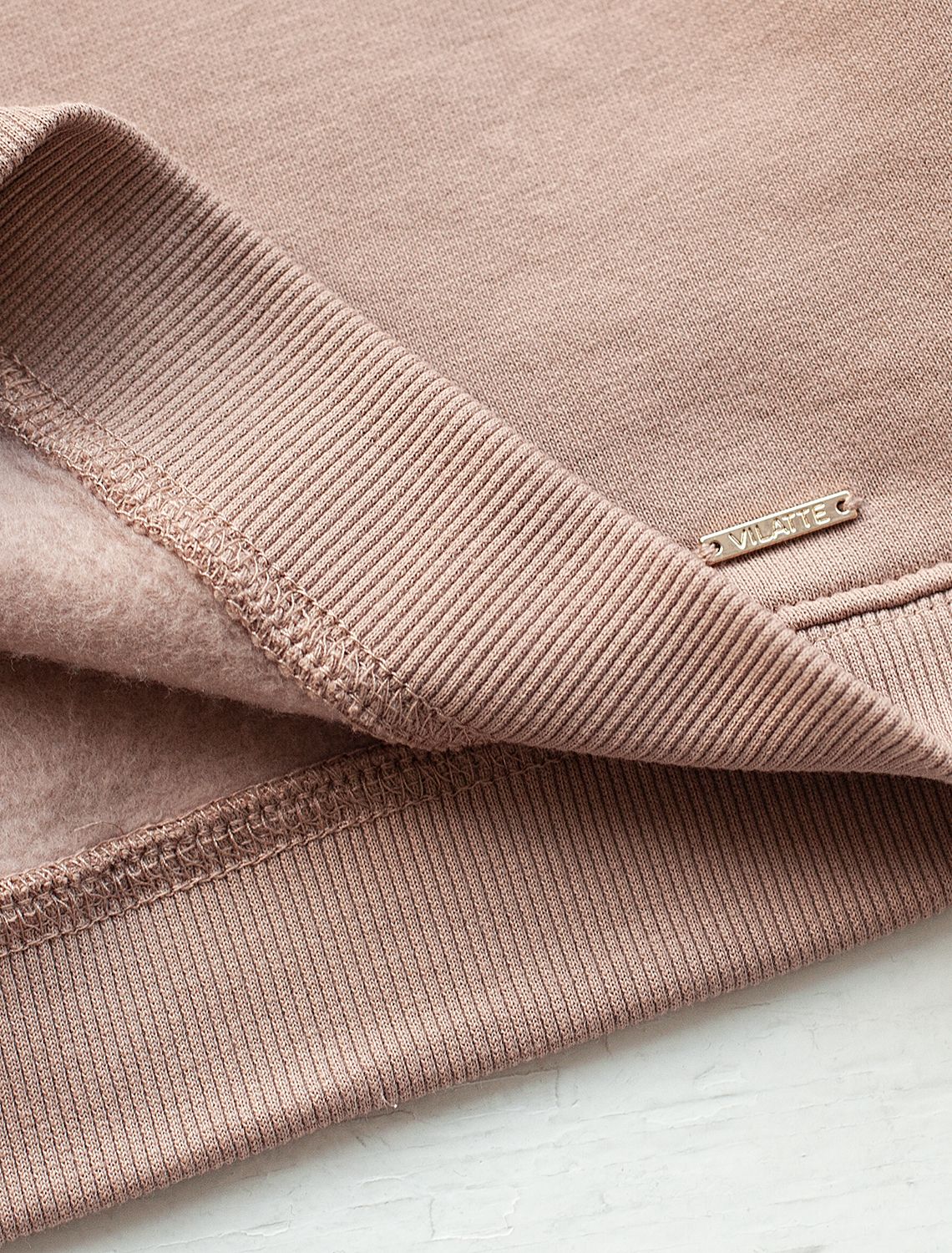 Свитшот из теплого футера-трехнитки с принтом фольгой