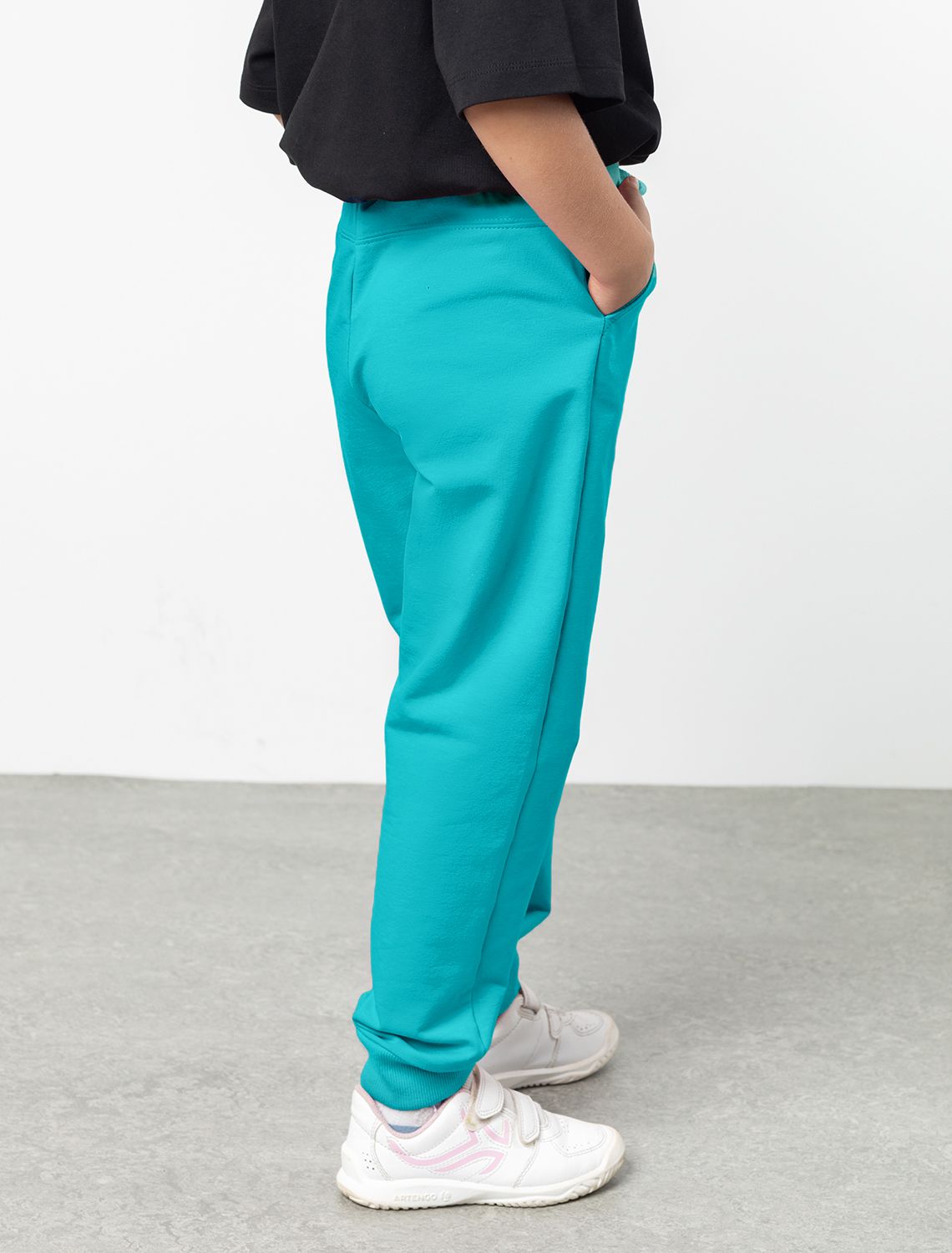 Брюки из премиального футера с золотистой фурнитурой