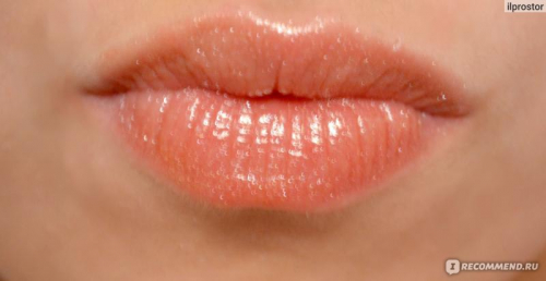 TF CTL03 Жидкая помада  Crystal Shine Lipgloss  07 мерцающий коралл