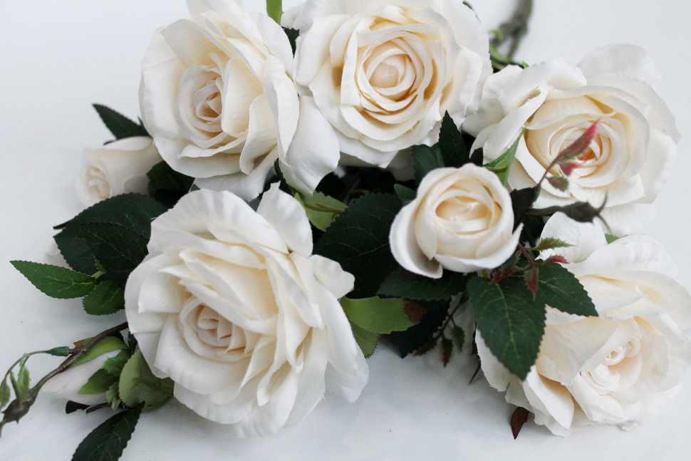 Б11448 Б/С Куст розы 9 голов декоративный