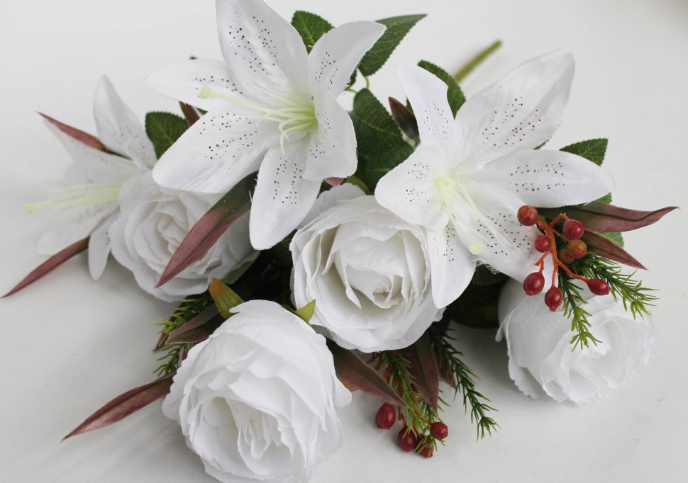 Б11744 Букет пионовидн.роза с лил.10в.