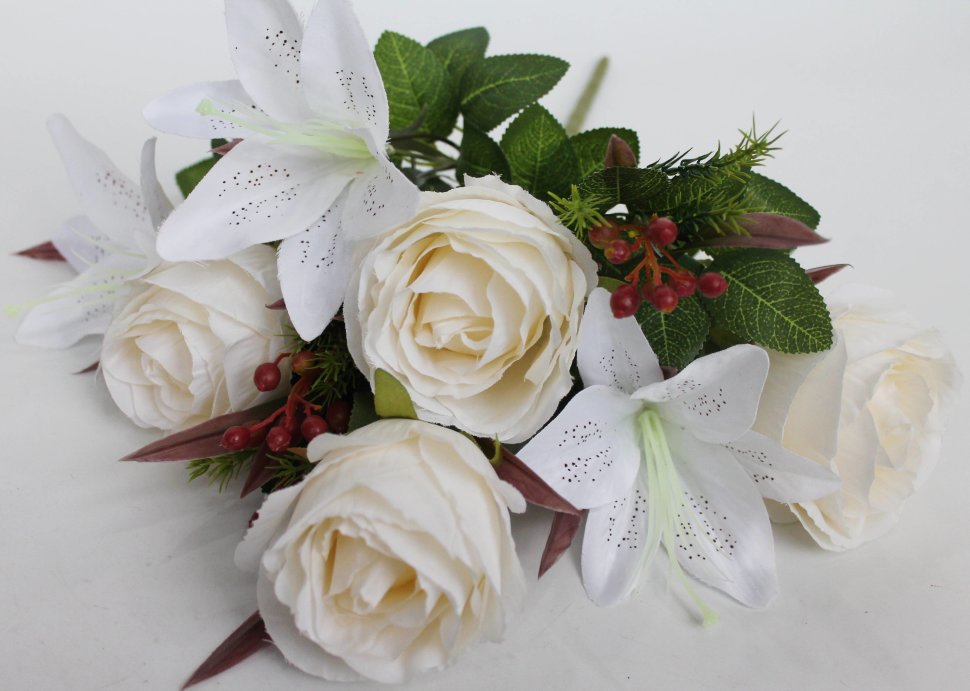 Б11744 Букет пионовидн.роза с лил.10в.