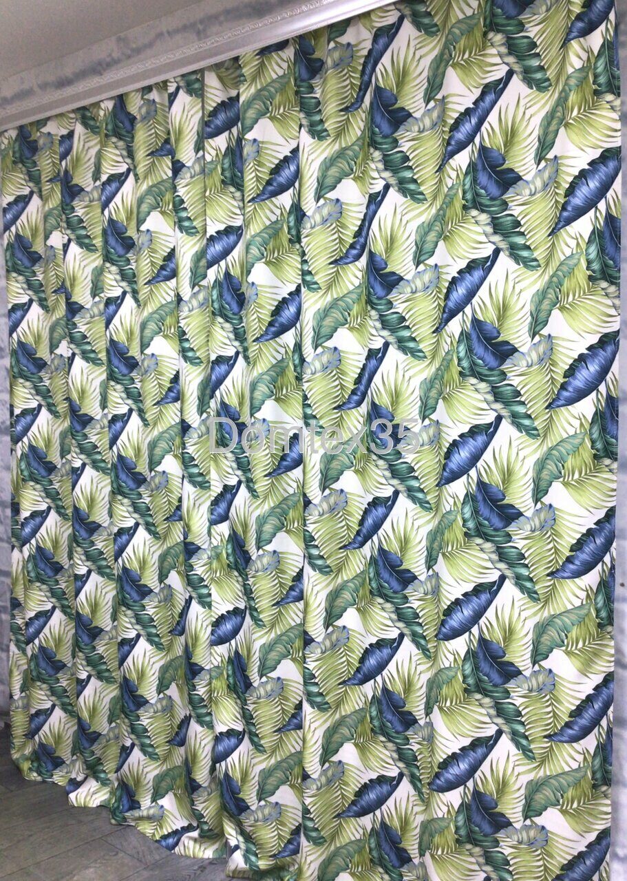 Комплект штор для зала