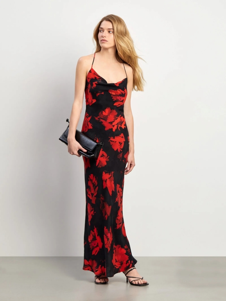 Платье приталенного кроя ,
100% купра ,