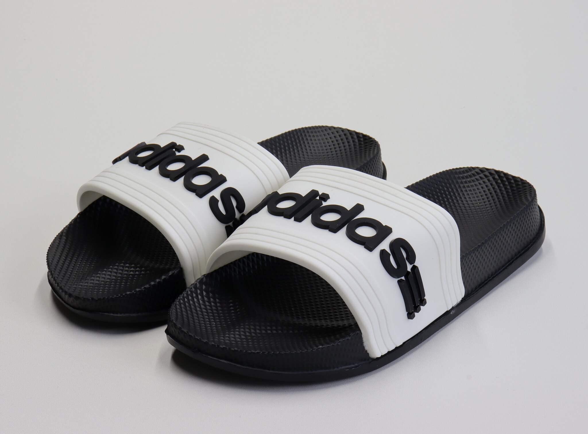 Цена была552р.Сабо (36-41)р. / шт.