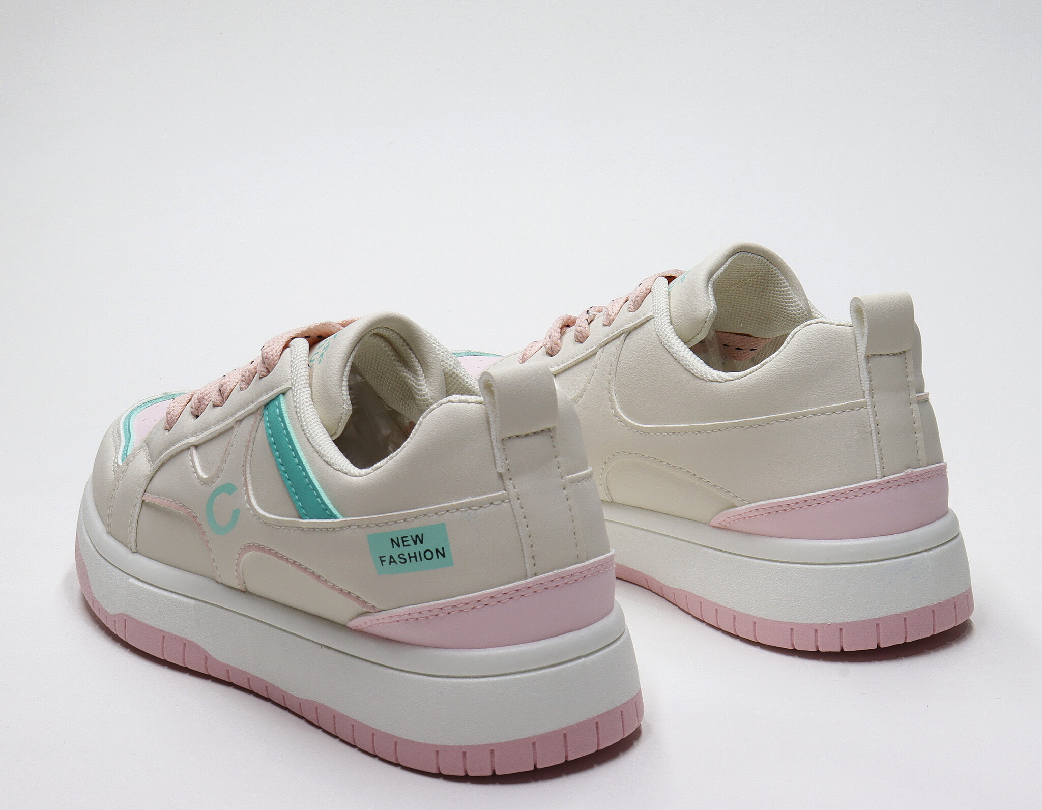 СКИДКА!Цена была 690р.Кроссовки (36-41)р. / шт.