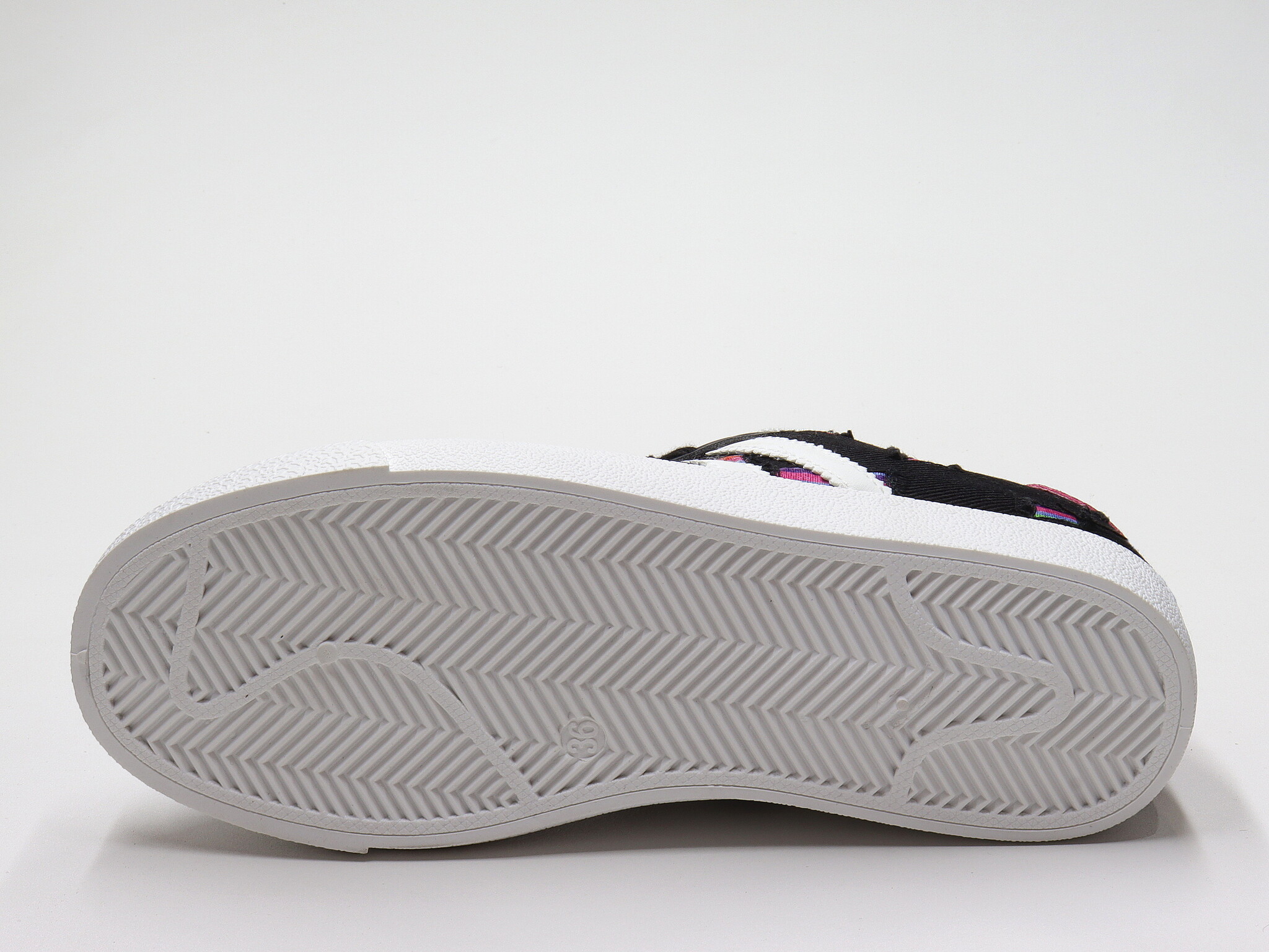 СКИДКА!Цена была 690р.Кроссовки (36-41)р. / шт.