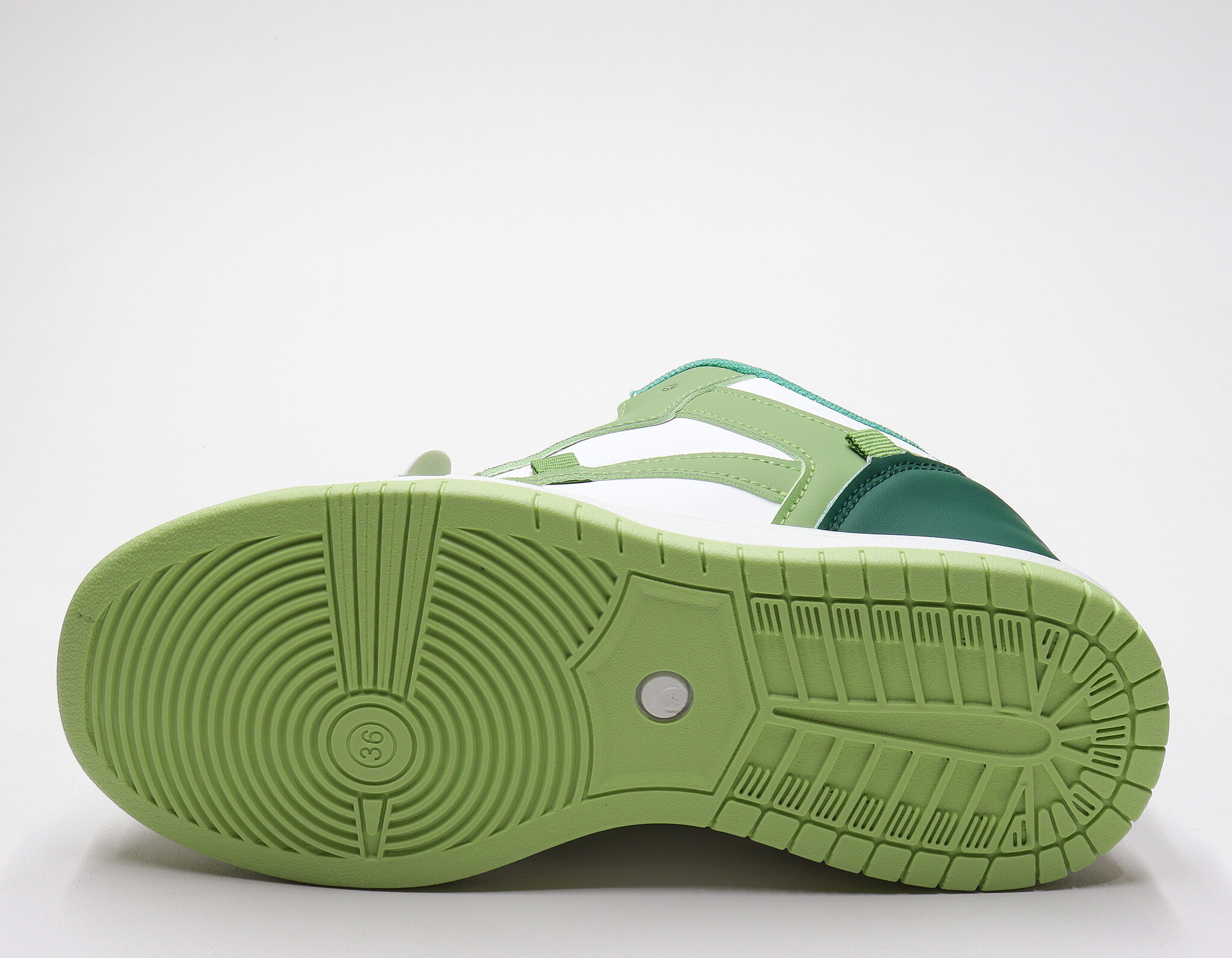 СКИДКА!Цена была 690р.Кроссовки (36-41)р. / шт.