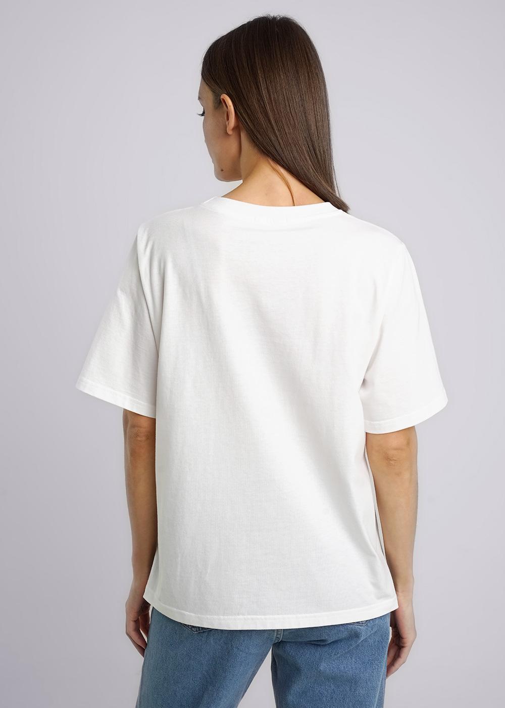 Ст.цена 710р CLE 246197кк_п Футболка женская 246197кк_п молочный