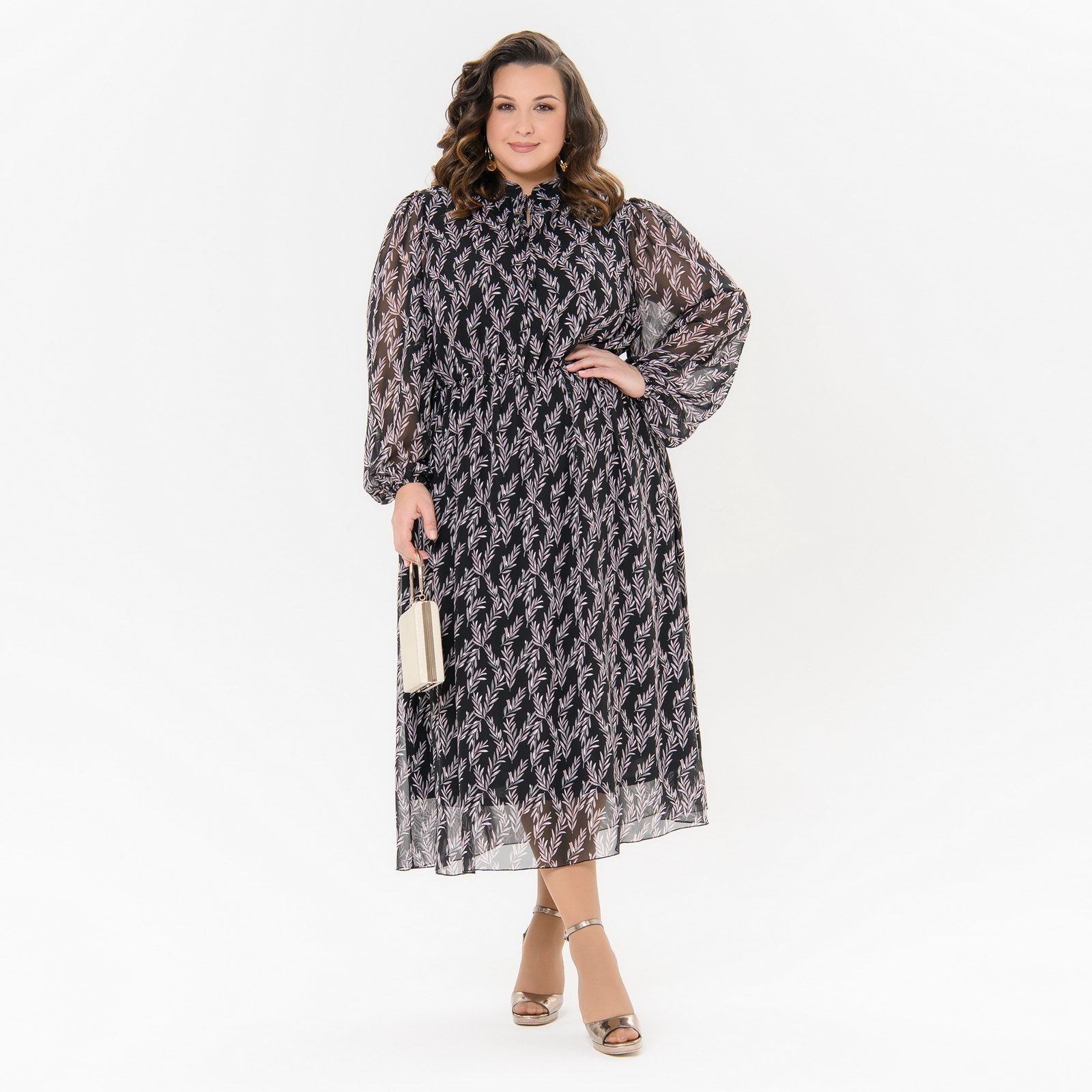 Платье из шифона с воротником