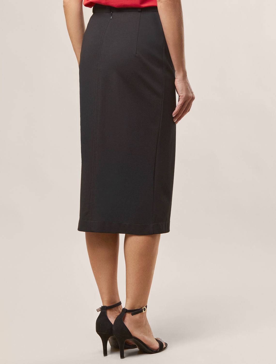 Юбка-карандаш из плотного джерси без подкладки D46.040 черный