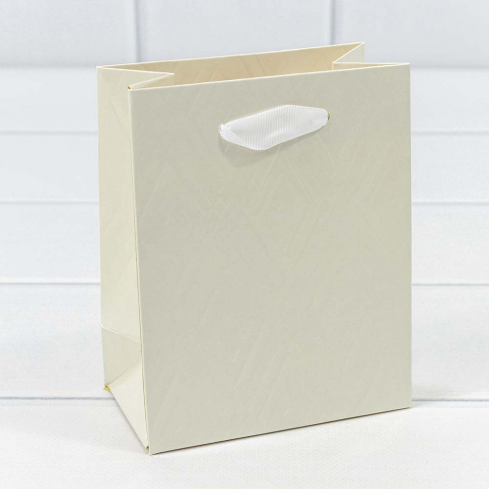 Пакет бумажный 12*15*7см с ручками