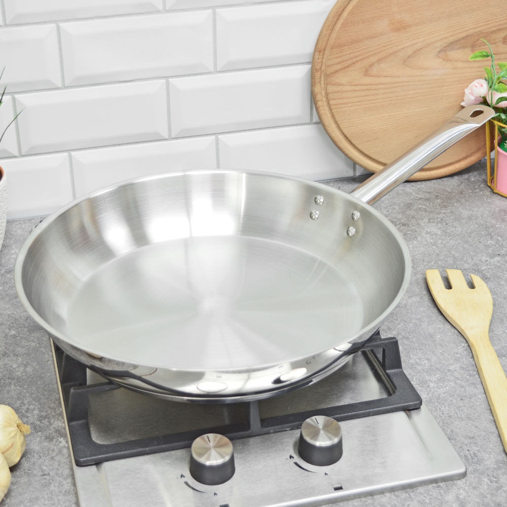 Сковорода 34см Общепит без крышки, корпус 0,6мм индукция ТРС 3,5мм