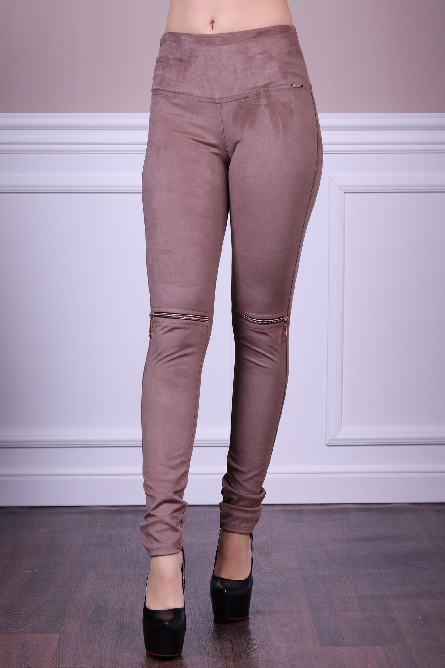 Легинсы женские замшевые. Легинсы женские под замшу. Легинсы женские замшевые. Замшевые легинсы. Легинсы вельвет.