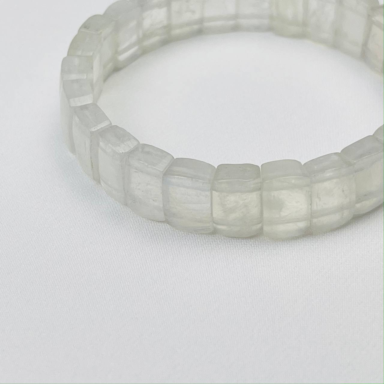 Радуга Самоцветов Браслет из Лунного камня