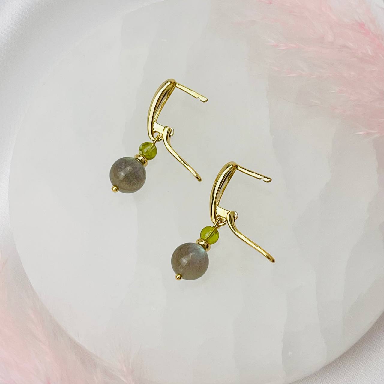 Радуга Самоцветов Серьги двойные из Лабрадора и Хризолита