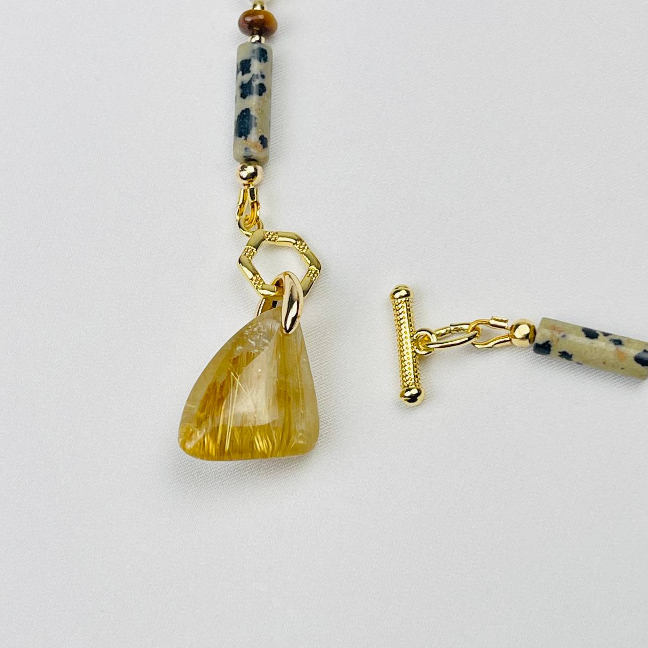 Радуга Самоцветов Колье из перепелиной Яшмы,Тигрового глаза и Рутилового кварца