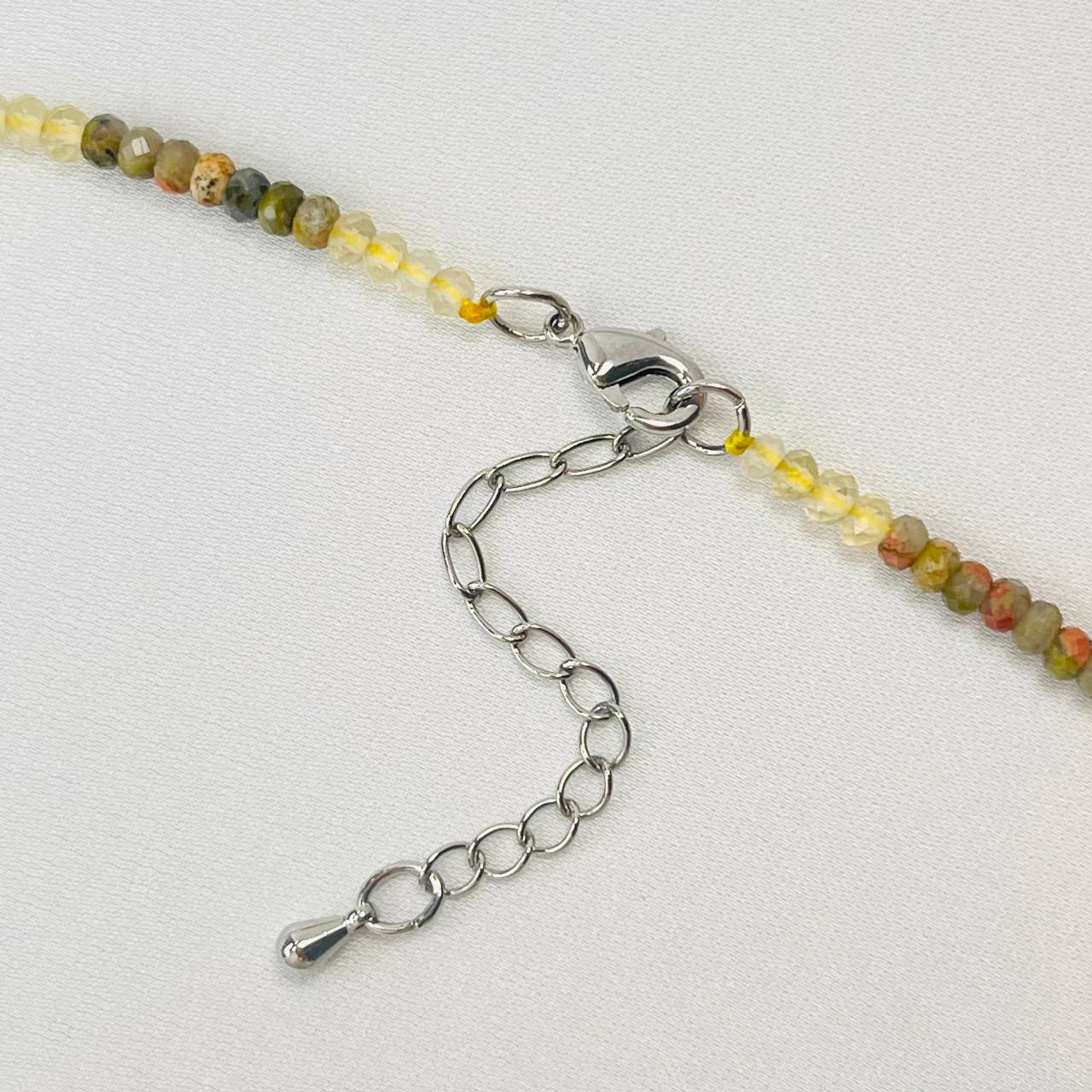 Радуга Самоцветов Чокер из Унакита и Лимонного кварца