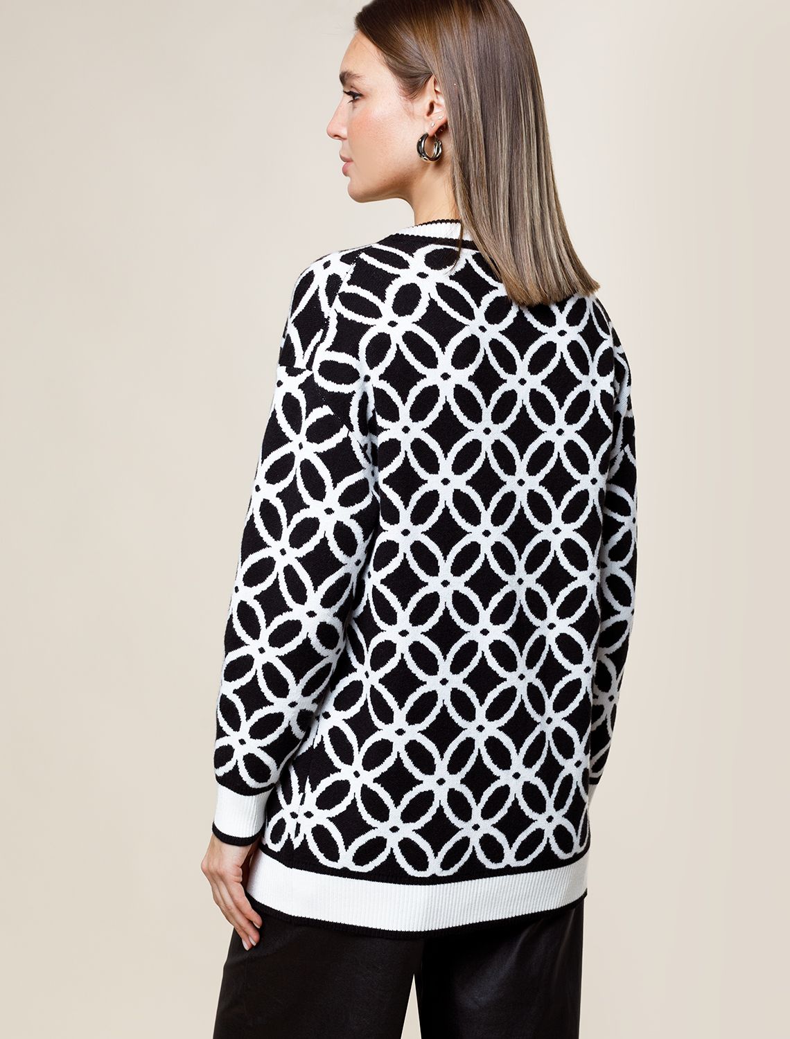 Кардиган жаккардовой вязки с кашемиром D31.130 черный-белый