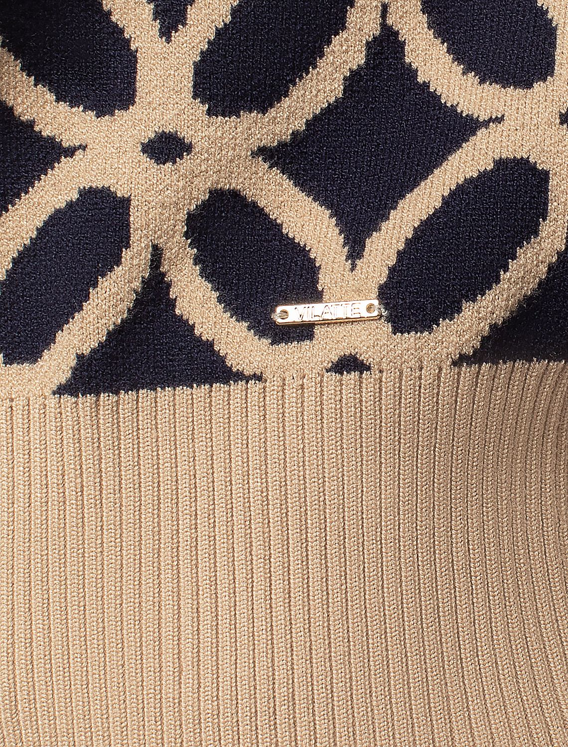 Джемпер жаккардовой вязки с кашемиром D39.309 синий-бежевый