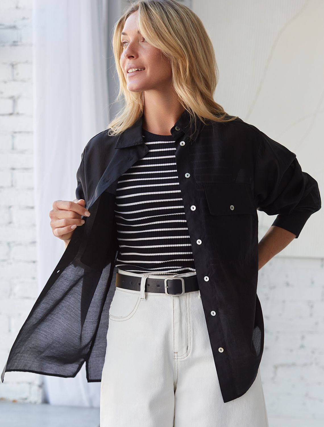 Блузка из полупрозрачного лиоцелла D29.256 черный