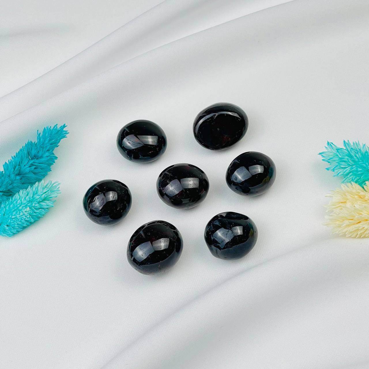 Радуга Самоцветов Галтовка из камня Гранат