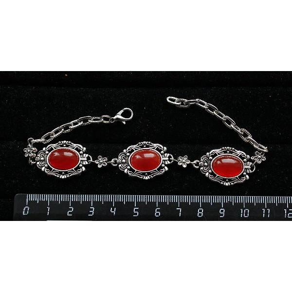 Браслет из сердолика,