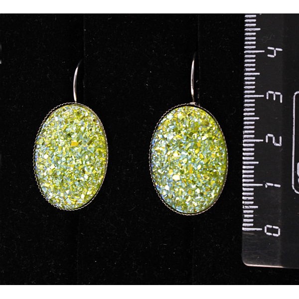 Серьги c кабошоном из пластика