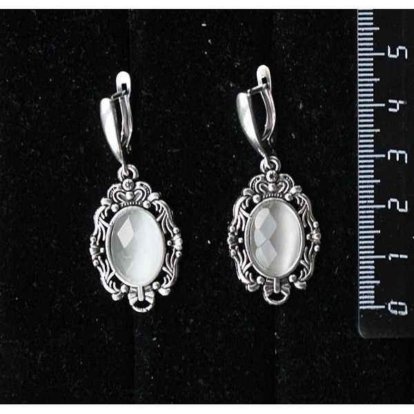 Серьги из кошачьего глаза (синт.), цвет серый, огранка, основа