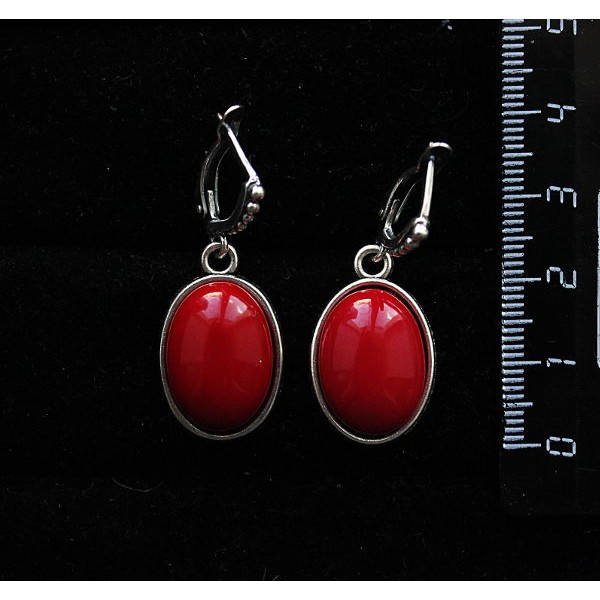 Серьги из коралла красного (иск.), простой овал 18х13мм, швензы посеребрение