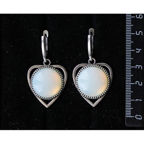 Серьги из опала (синт.) 