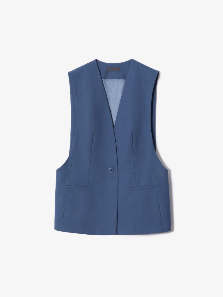 Жилет свободного кроя ,
60% вискоза, 37% полиэстер, 3% эластан ,